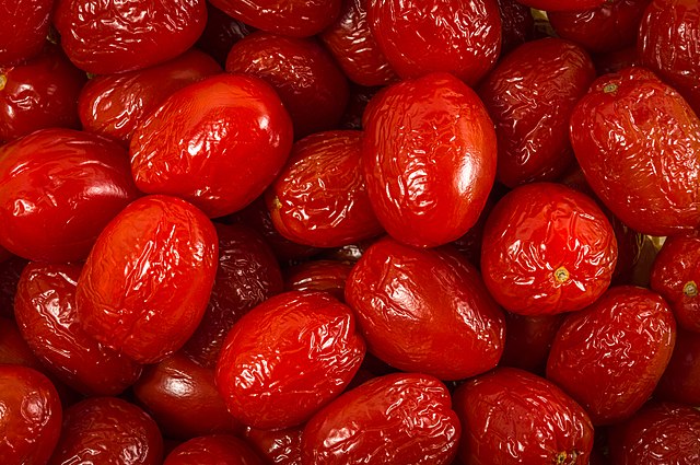 640px Goji berries